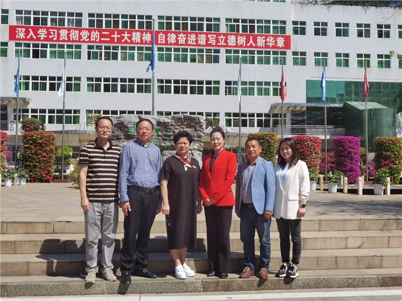眉山卫生职业学校到公司洽谈高等学历继续教育合作办学